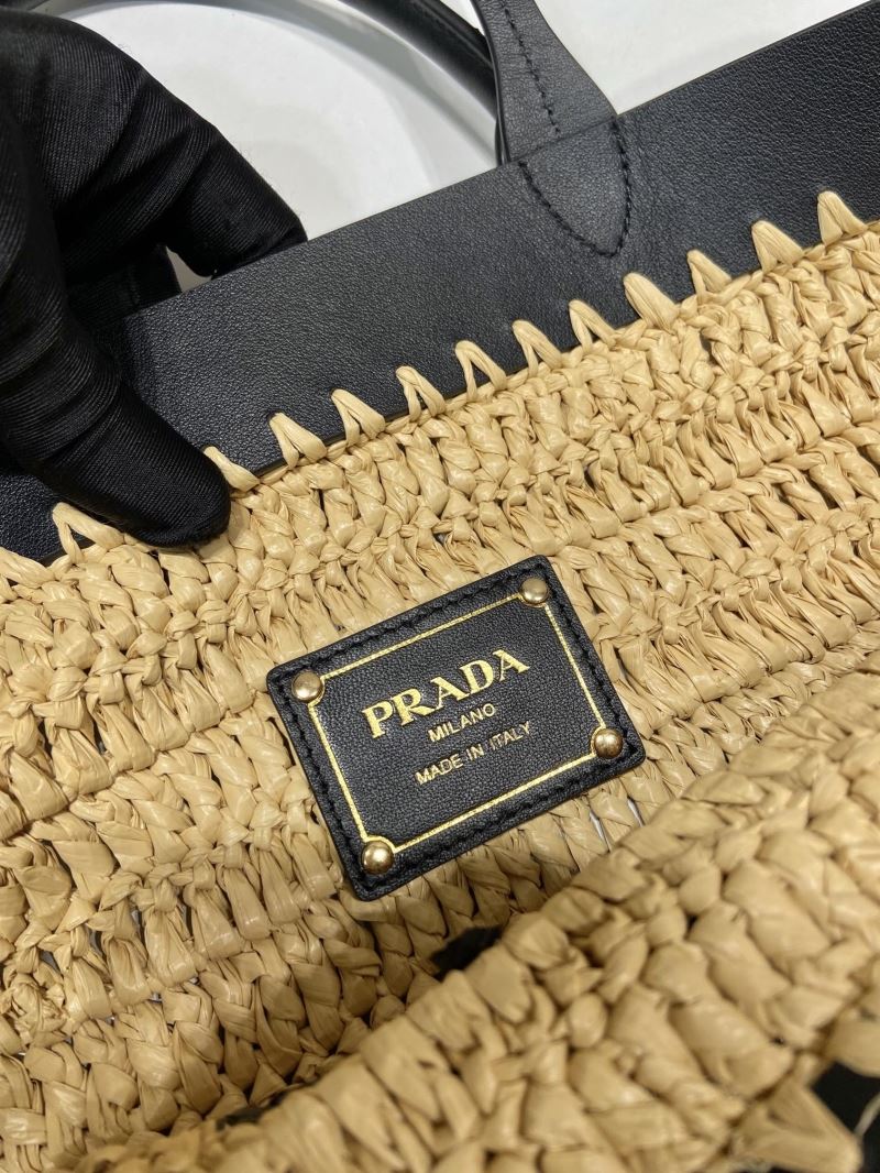 Pra*a tote bags